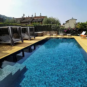 Aparthotel Casa Orchidea **