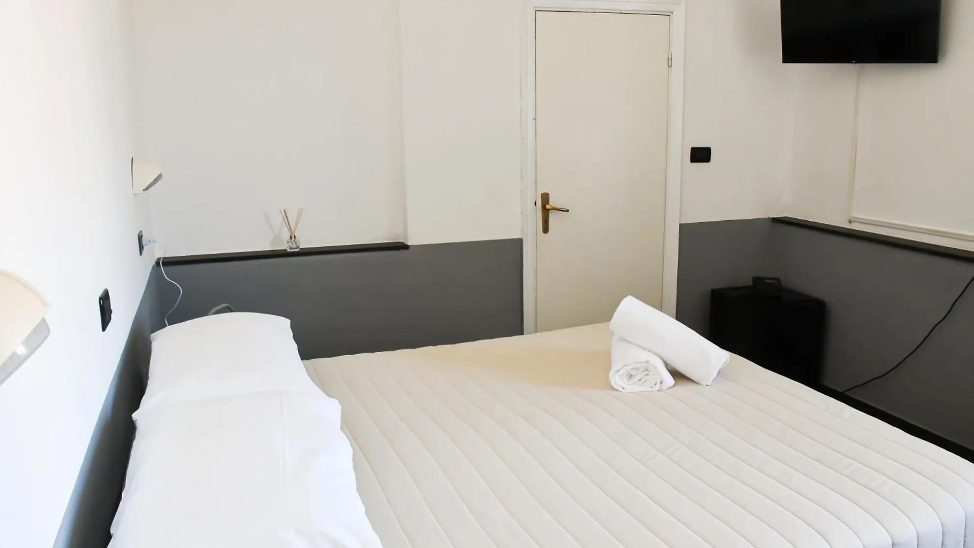 Hotel Le Palme Varazze 3*,  Italy